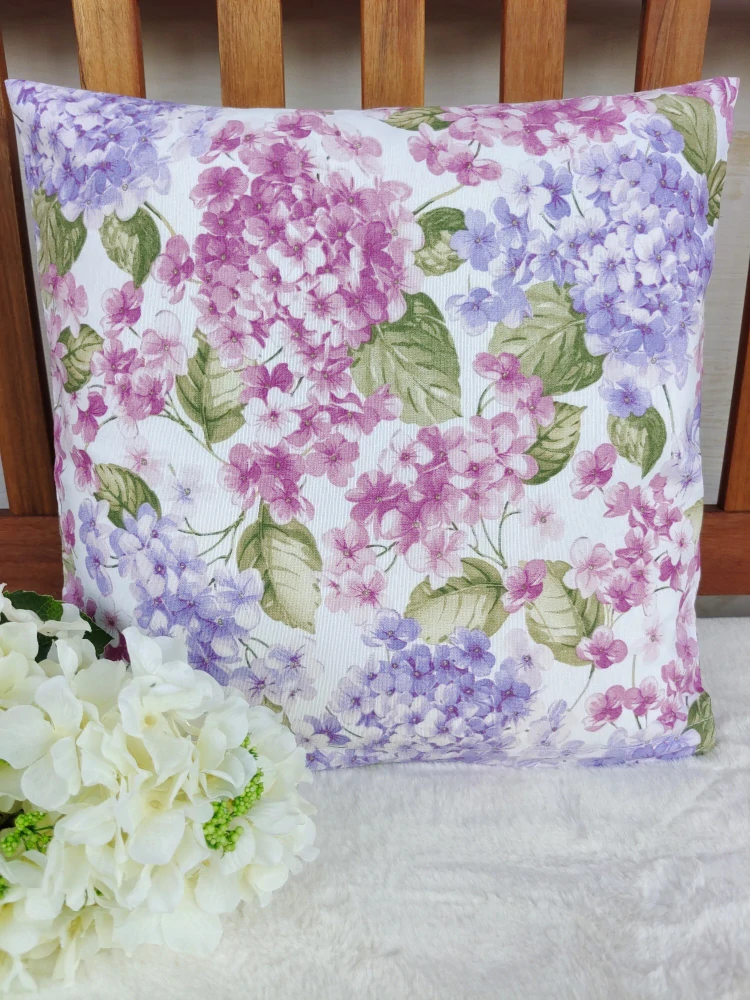 Povlak na polštář 40 x 40 cm – barevné hortenzie | Ruční výroba
