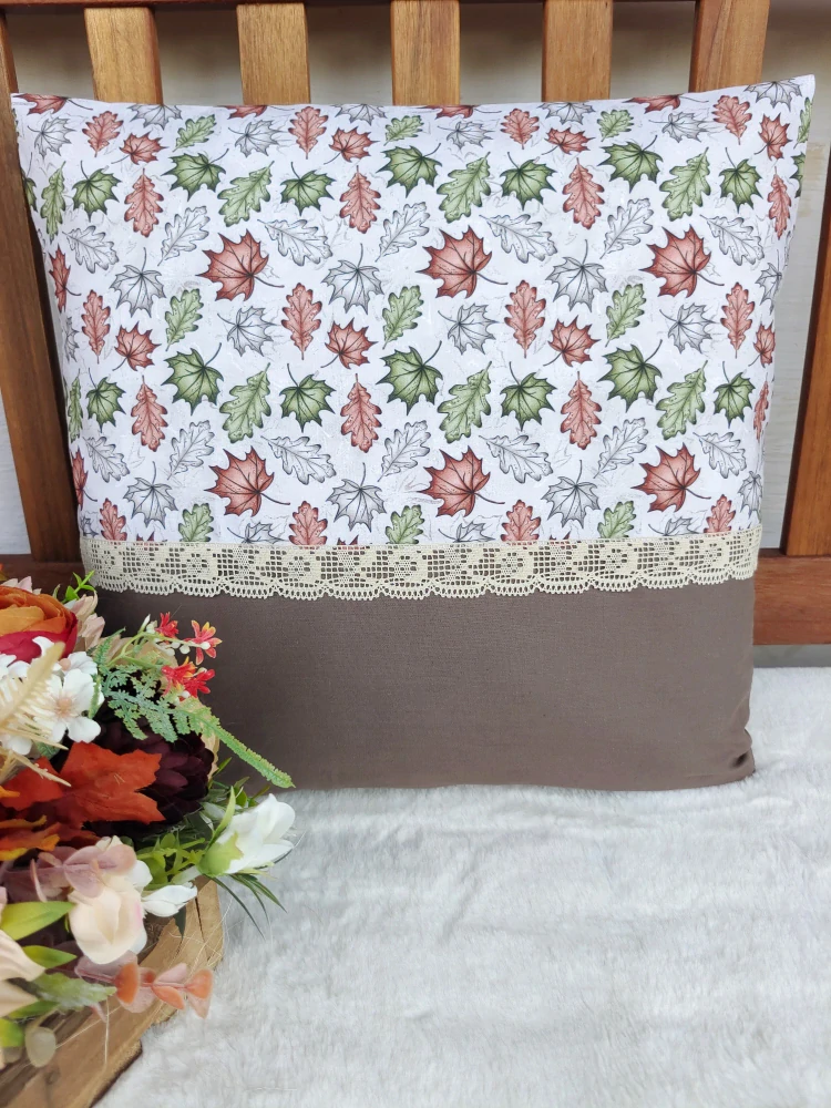 Povlak na polštář 40 x 40 cm – Podzimní listí s hnědou | Ruční výroba z bavlny