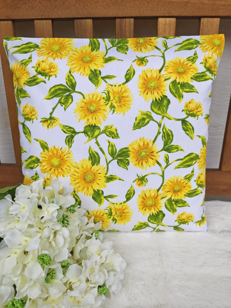 Povlak na polštář 40 x 40 cm – rozkvetlé slunečnice | Ruční výroba z bavlny