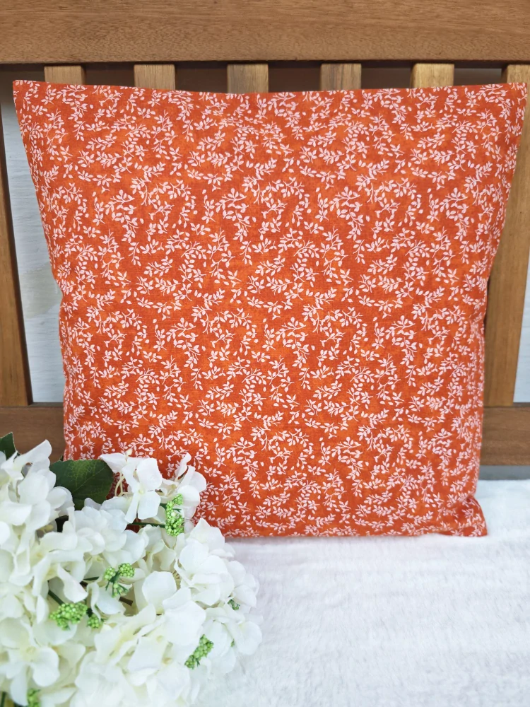 Povlak na polštář 40 x 40 cm – lístečky na oranžové