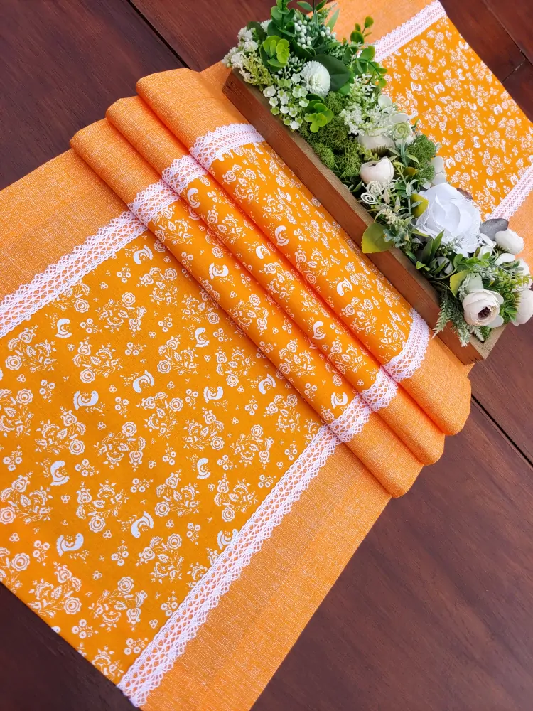 Běhoun - folklórní ptáčci na oranžové v kombinaci s oranžovou v režném efektu