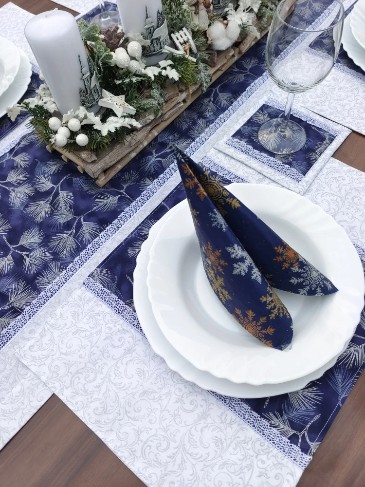 Vánoční sada pro 8 osob - stříbrné větvičky na modré v kombinaci se stříbrnými ornamenty