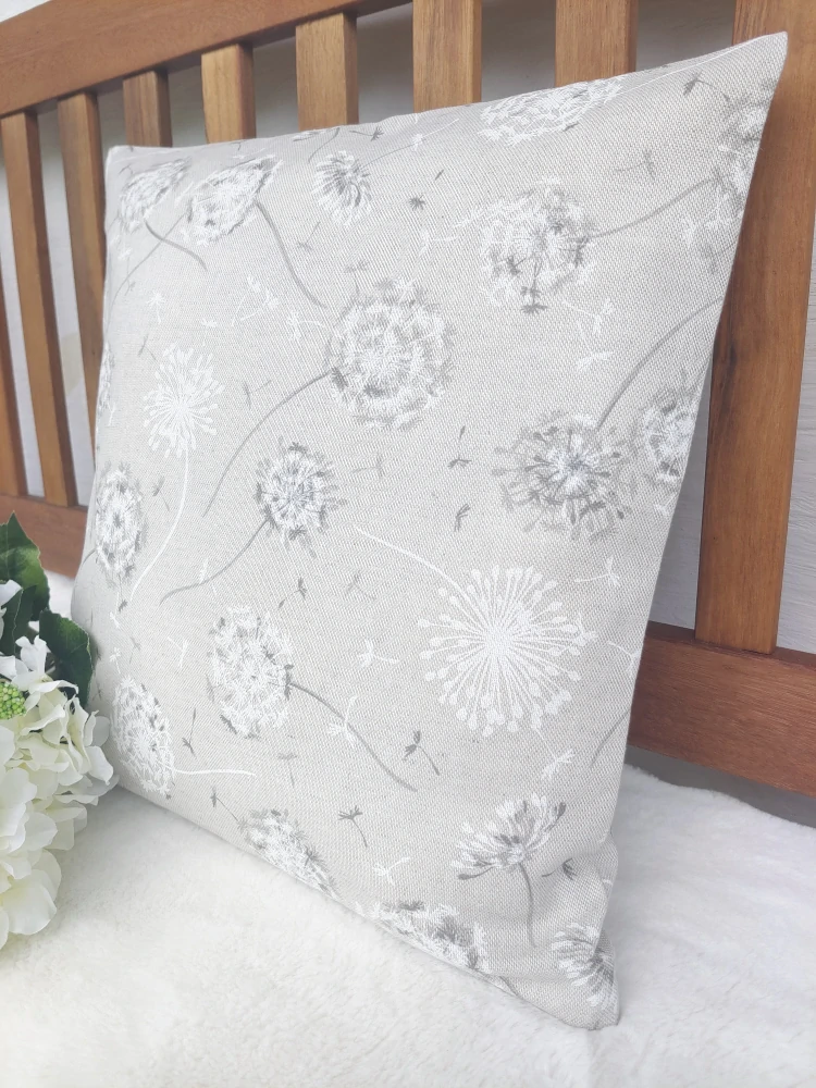 Povlak na polštář 40 x 40 cm – Chmýří pampelišek | Ruční výroba