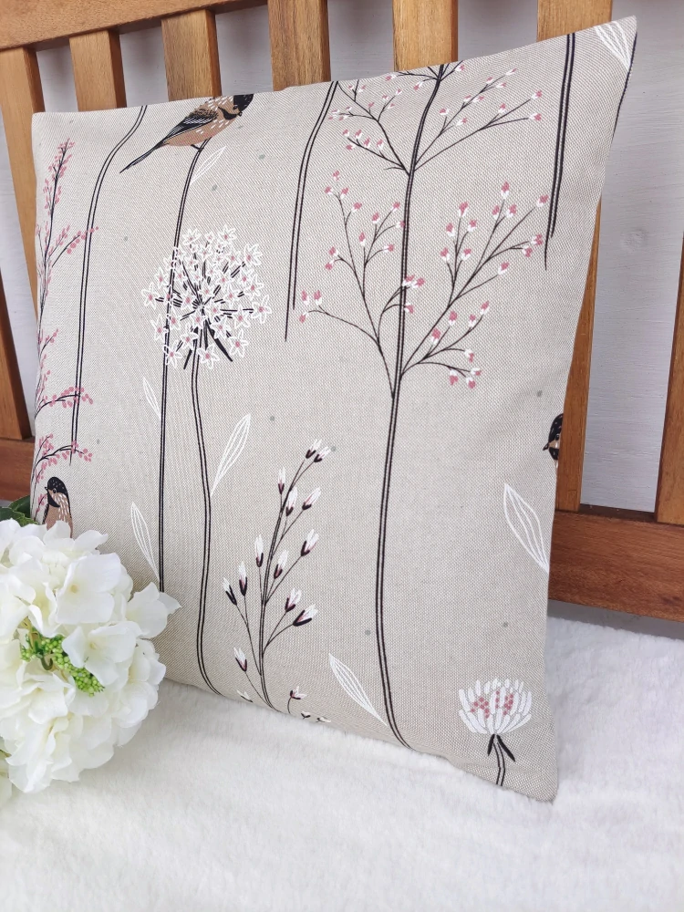 Povlak na polštář 40 x 40 cm – Ptáčci na louce | Ruční výroba