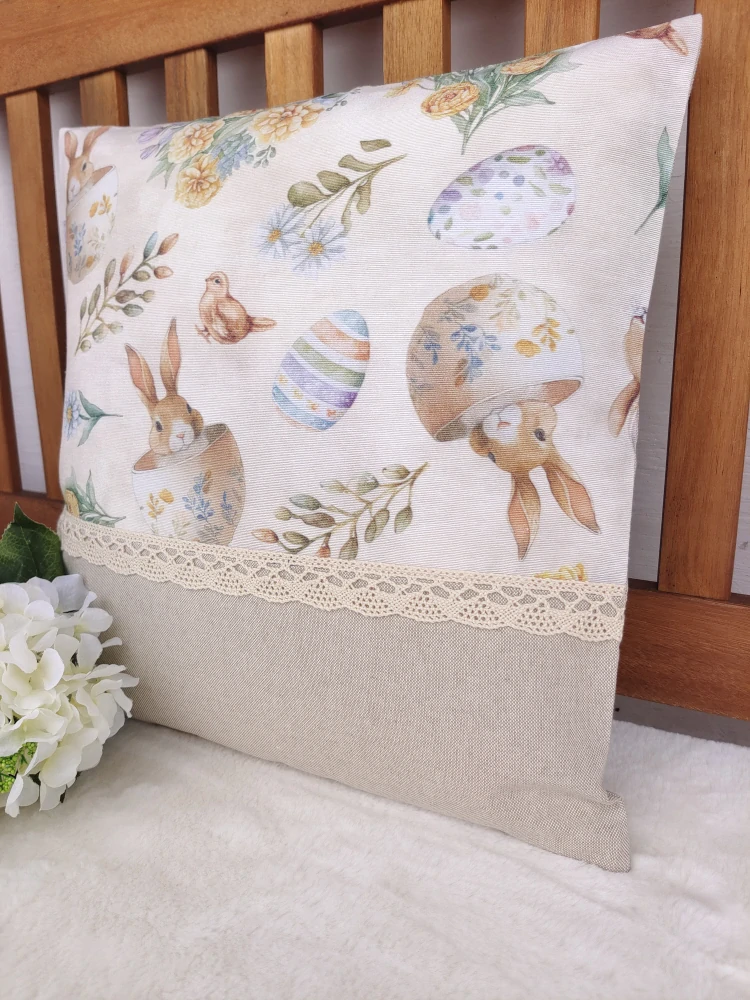 Povlak na polštář 40 x 40 cm – velikonoční zajíčci a vajíčka na béžové | Ruční výroba