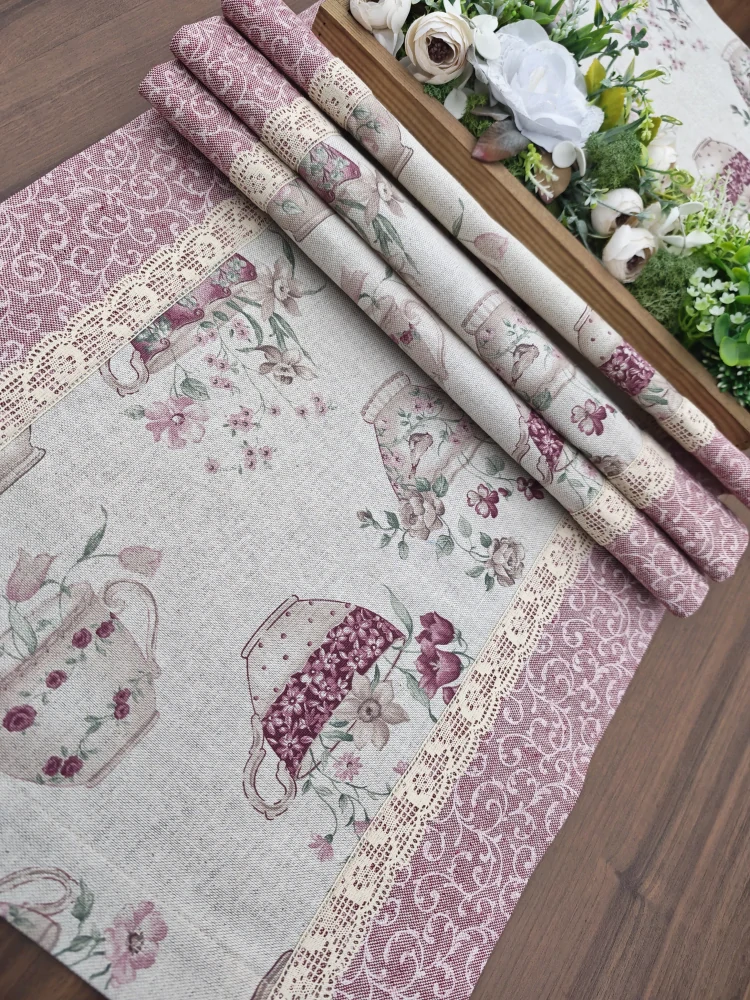 Běhoun - čajové šálky na režné v kombinaci s růžovými ornamenty