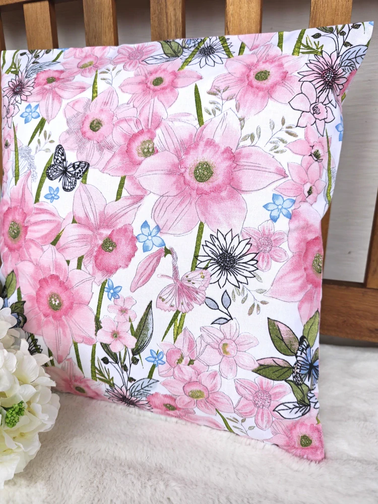 Povlak na polštář 40 x 40 cm – Růžové narcisky | Ruční výroba z bavlny