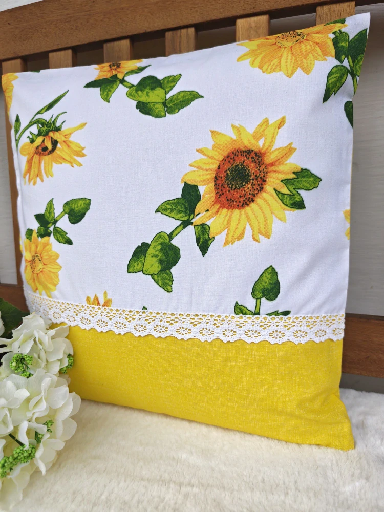 Povlak na polštář 40 x 40 cm – velké slunečnice se žlutou | Ruční výroba z bavlny