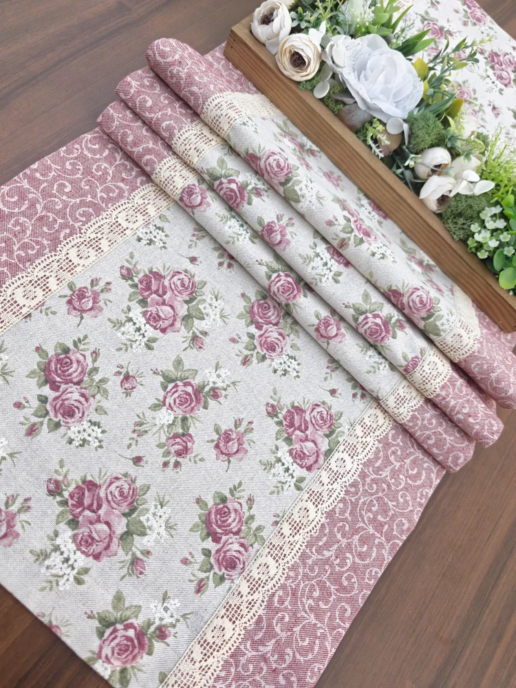 Běhoun - růžové růžičky na režné v kombinaci s růžovými ornamenty