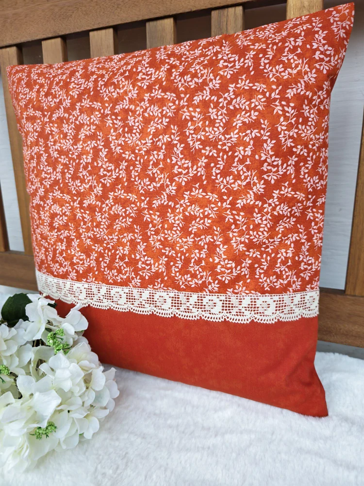 Povlak na polštář 40 x 40 cm – lístečky na oranžové s oranžovým mramorem