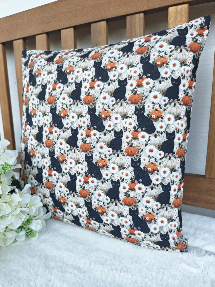 Povlak na polštář 40 x 40 cm – podzimní dýně a černé kočky