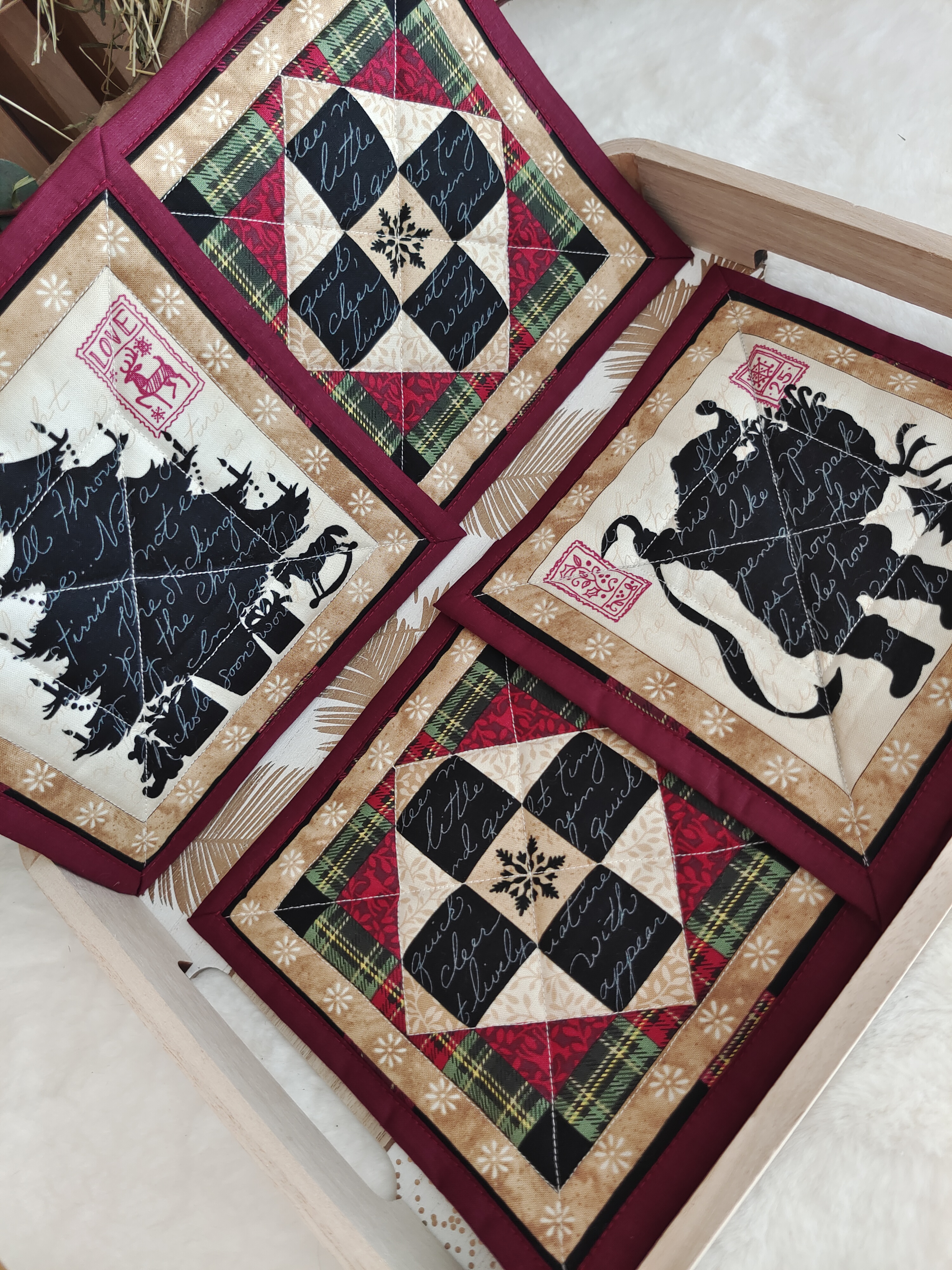 Podkafíčka - sada 4 kusy - vánoční patchwork