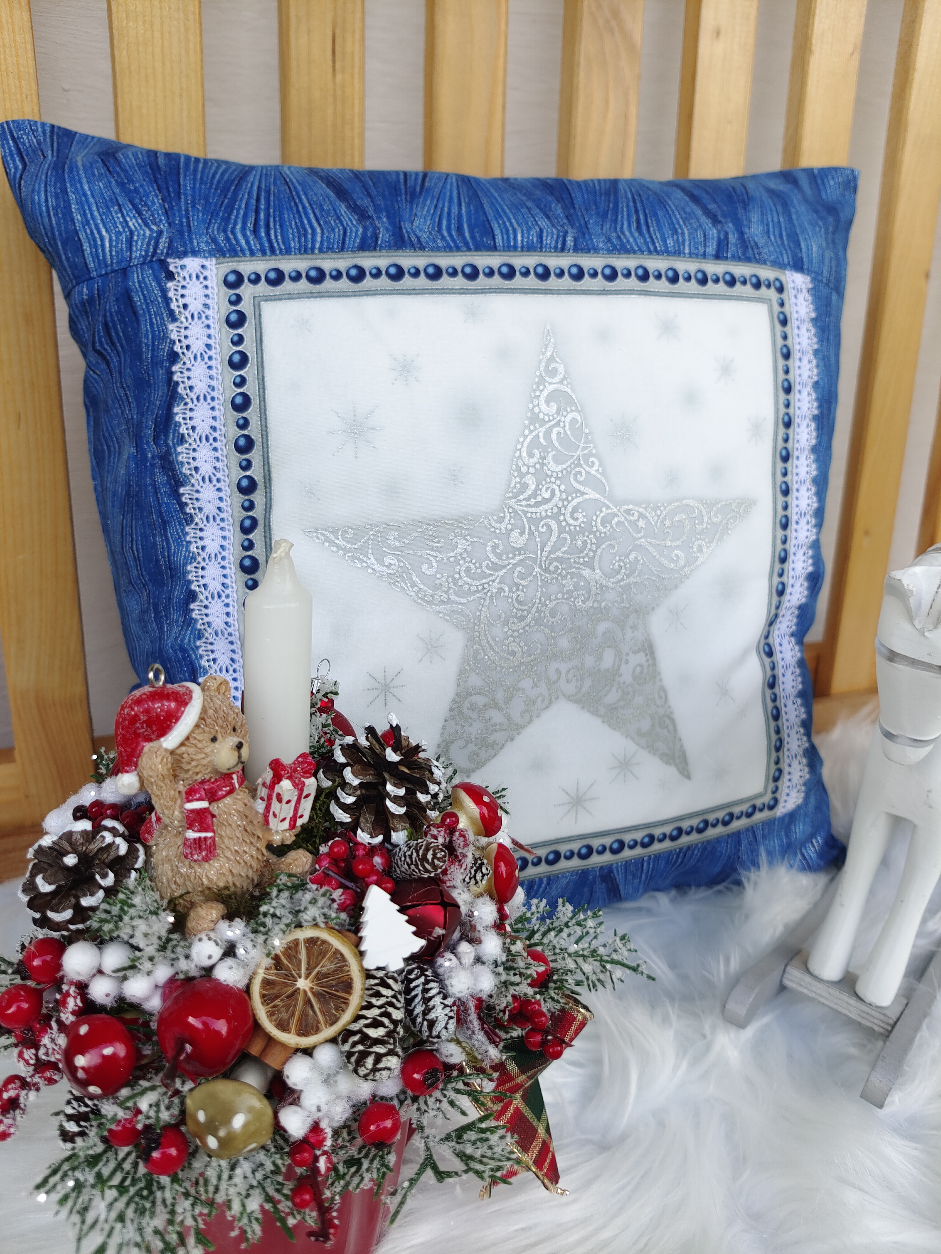 Vánoční povlak na polštář 40x40 - Stříbrná hvězda na modré