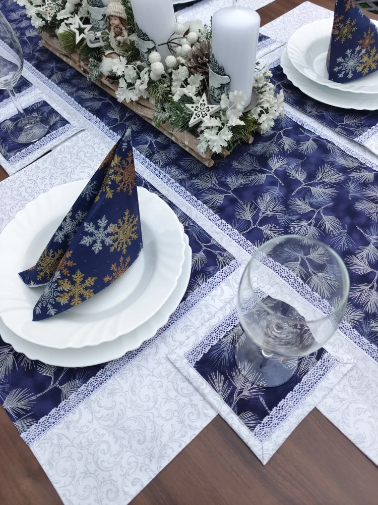 Vánoční sada pro 8 osob - stříbrné větvičky na modré v kombinaci se stříbrnými ornamenty