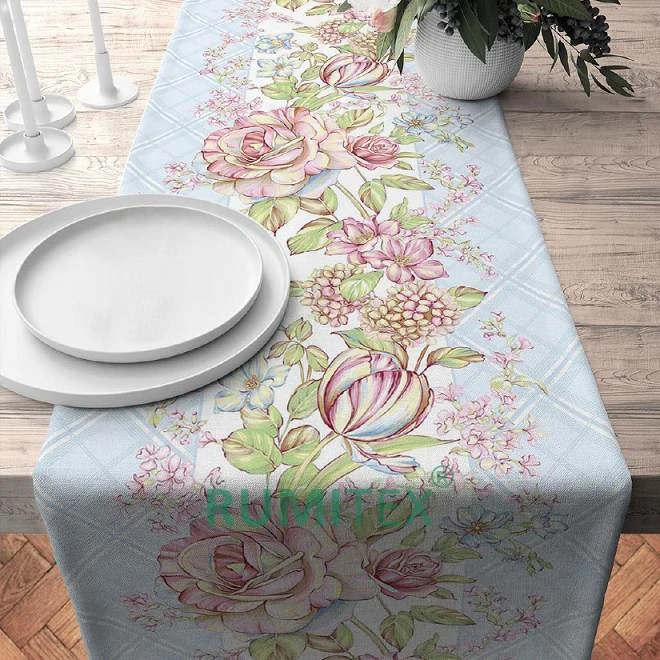 Běhoun - pastelové květy na bledě modré | 52 x 149 cm