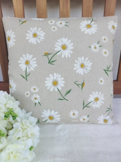 Povlak na polštář 40 x 40 cm – kopretiny na béžové | Ruční výroba