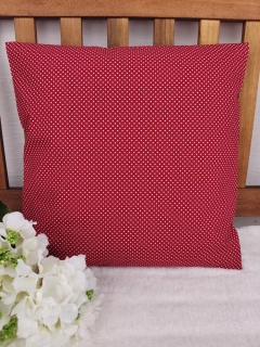 Povlak na polštář 40 x 40 cm – Bílý drobný puntík na červené | Ruční výroba z bavlny