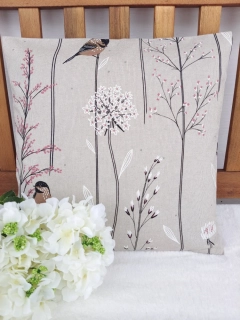 Povlak na polštář 40 x 40 cm – Ptáčci na louce | Ruční výroba
