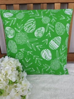 Povlak na polštář 40 x 40 cm – Bílá vajíčka na zelené | Ruční výroba z bavlny