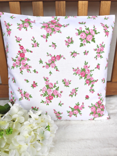 Povlak na polštář 40 x 40 cm – růžové růžičky v trsech | Ruční výroba