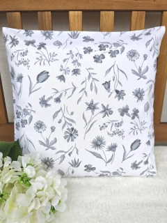 Povlak na polštář 40 x 40 cm – jarní louka v šedé | Ruční výroba