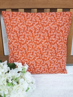 Povlak na polštář 40 x 40 cm – lístečky na oranžové